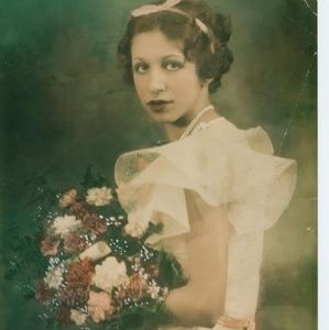 Meet your Posher, Frances